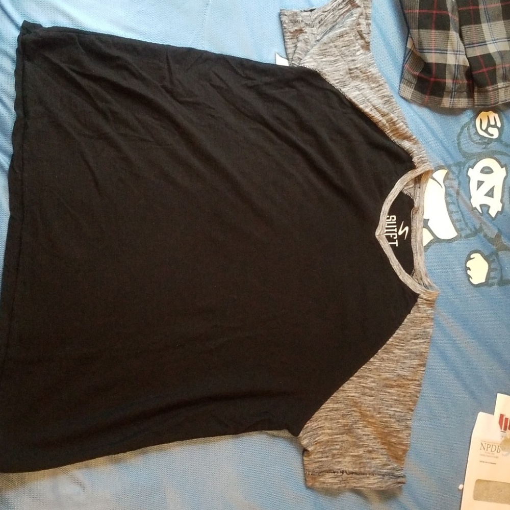 Mens V neck